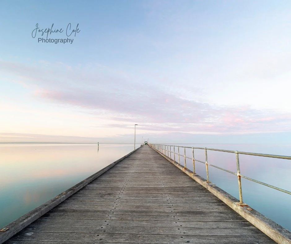 These are the mornings that I am so grateful that I made the effort to get out of bed for.
.
.
.
#baysidemelbourne #visitmelbourne #racvsnaps #mordiallocbeach #melbournephotographers #tv_australia #infocuswomen #portphillipbay #canonaustralia #austra