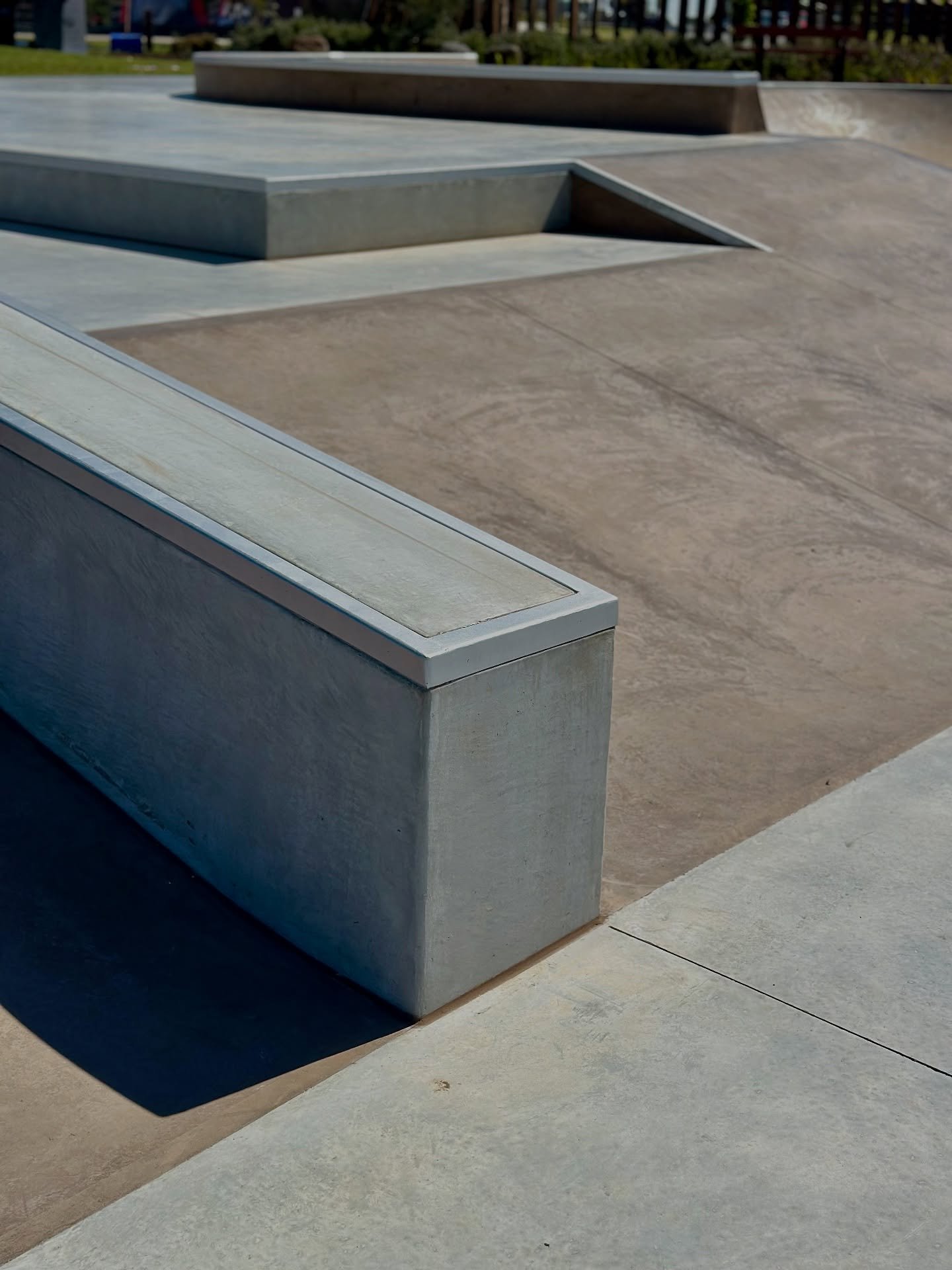 Clean ledge finishes at Olivine thanks to @grindprojects 🤌