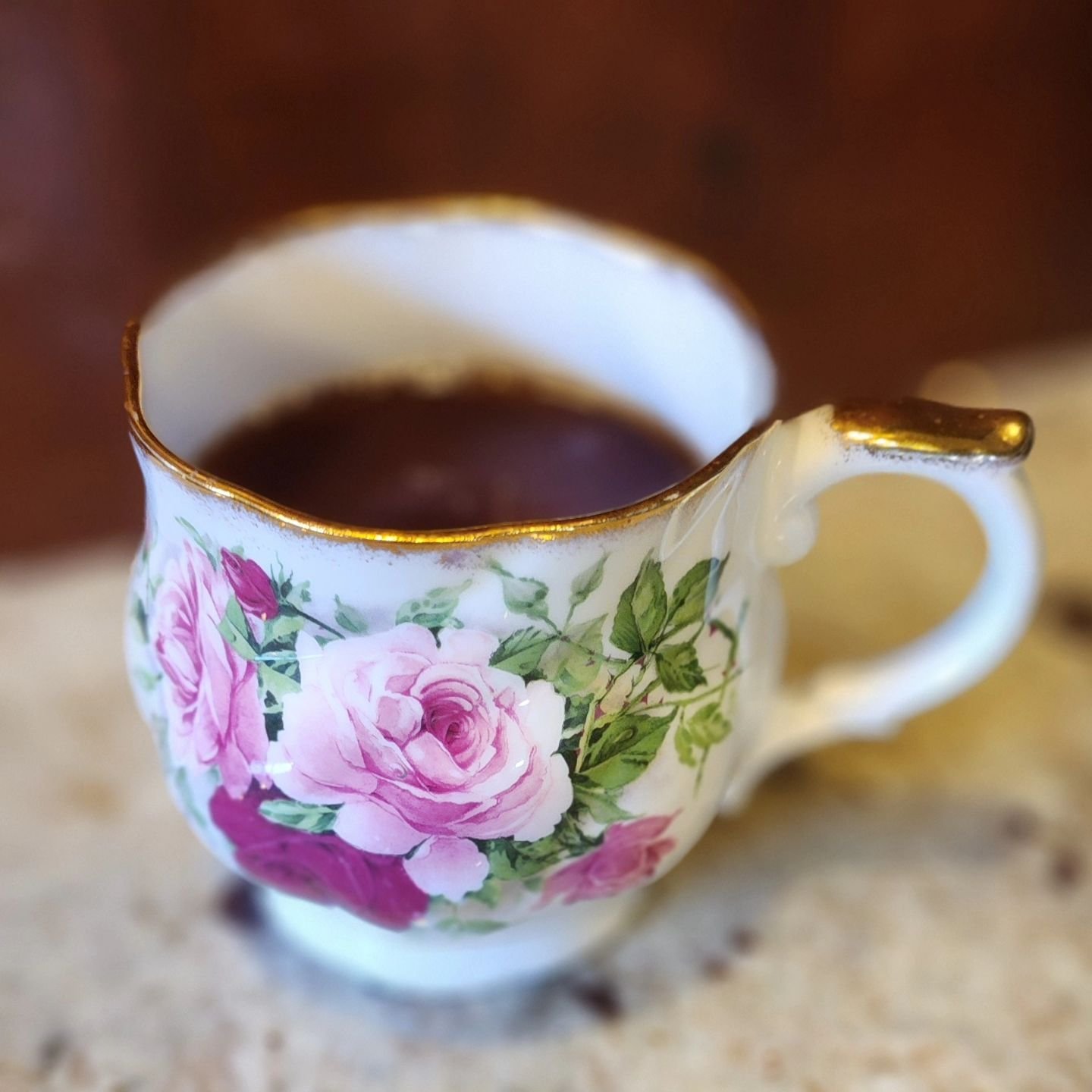 In honor of British National Tea Day,  we are drinking our British Breakfast tea with scones! Cheers! 🫖 ☕️ 

#nationalteaday #teatimemagazine #teatime #teablends #uniqueblacktea #mcminnvilleoregon #willamettevalley #shopsmall #shoplocal