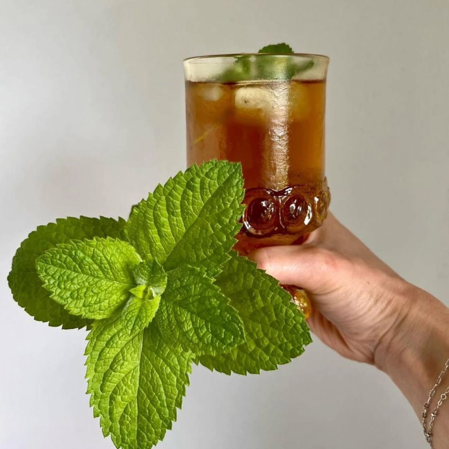Celebrate National Iced Tea Month with Tea Musketeers tea! We have a sale going on for June and July.  Check out our website, link in our bio. 🧋 🏖 ☀️ 

#nationalicedteamonth #icedteaseason #icedtea #uniqueblacktea #blacktea #looseleaftea #shopsmall