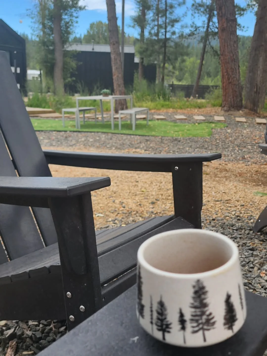 Enjoyed some tea around the fire @smokejumperidaho. This is a great little place to stay!

#smokejumperidaho #idahocity #sawtoothmountains #vacation