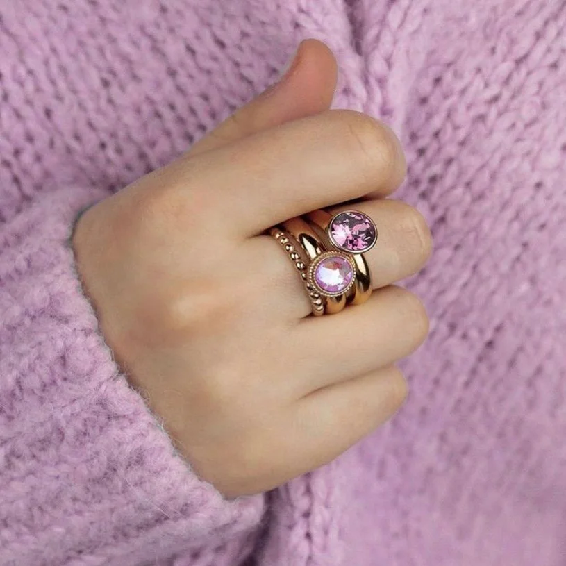 Don&rsquo; think too much, wear your QUDO🤍

#qudo#qudocollection#interchangeablejewelry #dontthinktoomuch #bestrong#believeinyourself #power#girlpower
