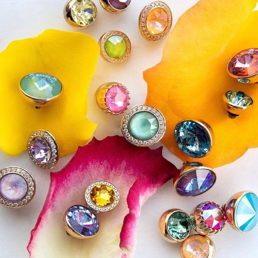 Have a colorful weekend!
Add some Qudo tops to your collection😃

#qudo#qudocollection#color #colorful #colorfuljewelry #positivevibes#life#colourful #colourfulliving