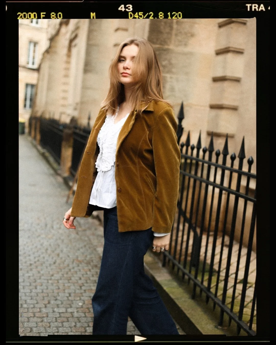 @eline_bco dans les rues de Bordeaux #bordeaux 

#vintage #friperieenligne #friperie