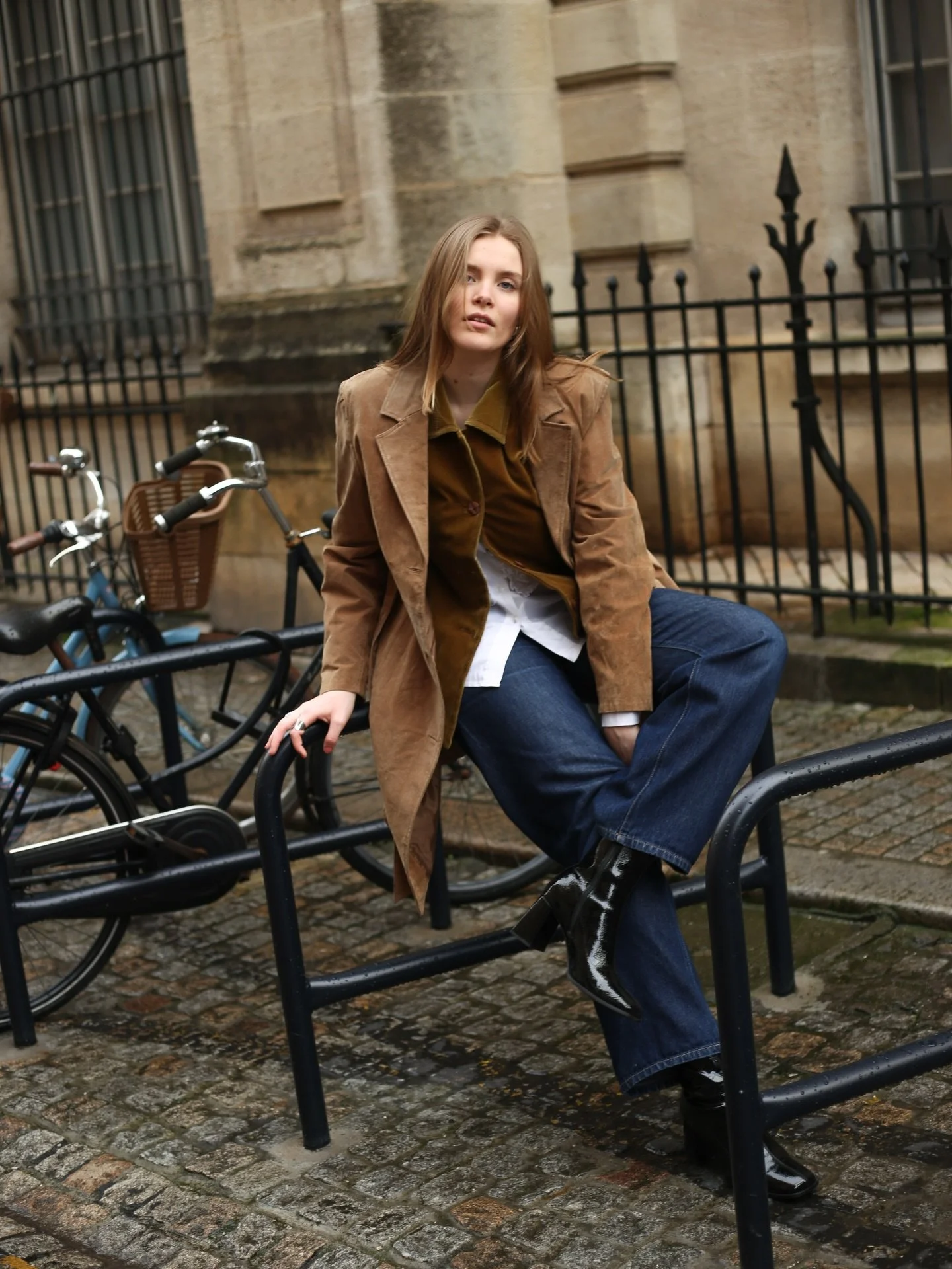 Du daim, du velours c&ocirc;tel&eacute;, de la maille aux couleurs vintage&hellip; &ecirc;tes-vous pr&ecirc;ts comme nous le sommes ? 🫶🏼

Mod&egrave;le : @eline_bco 
Photographe : @stellaaroldi