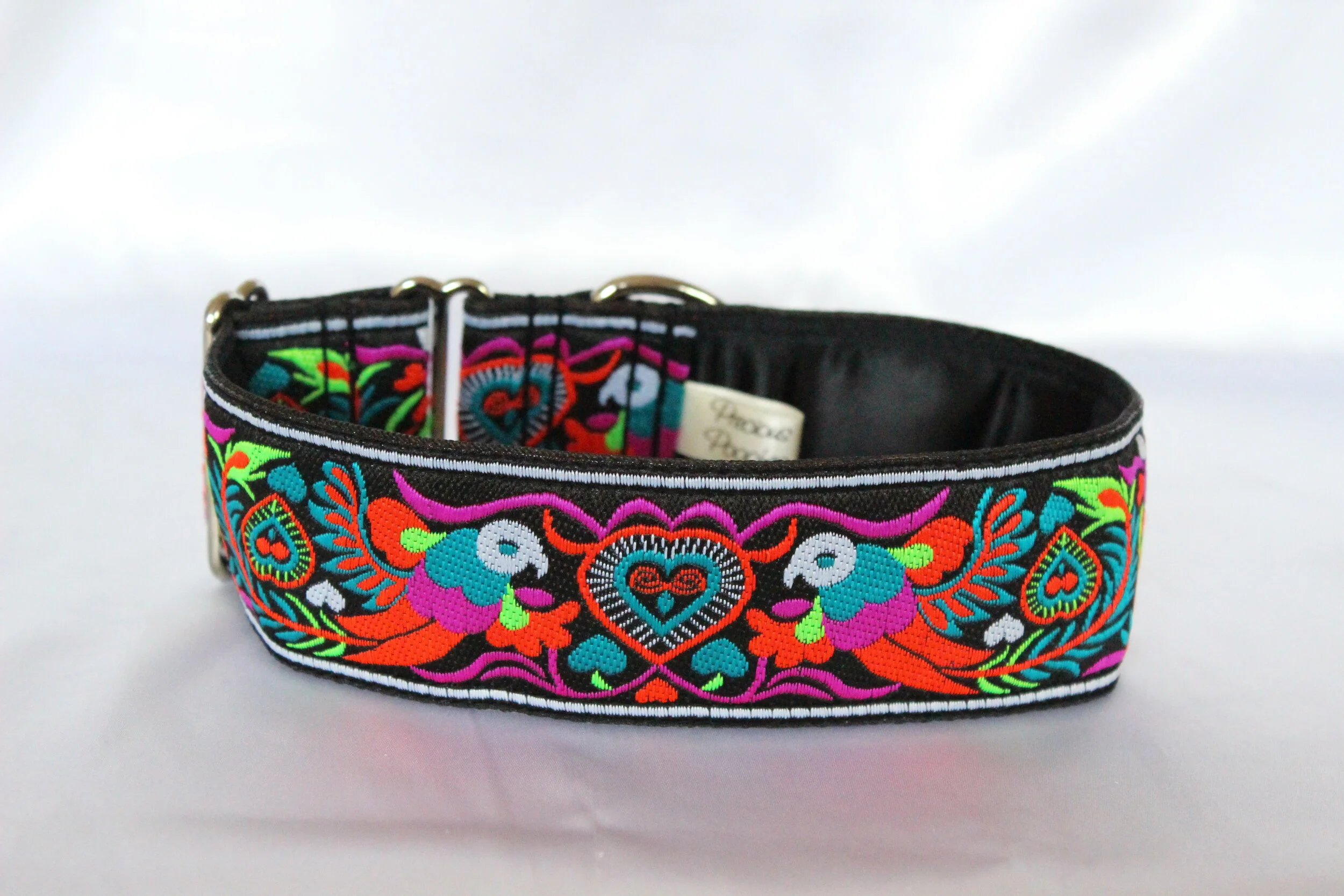 aboriginal dog collar