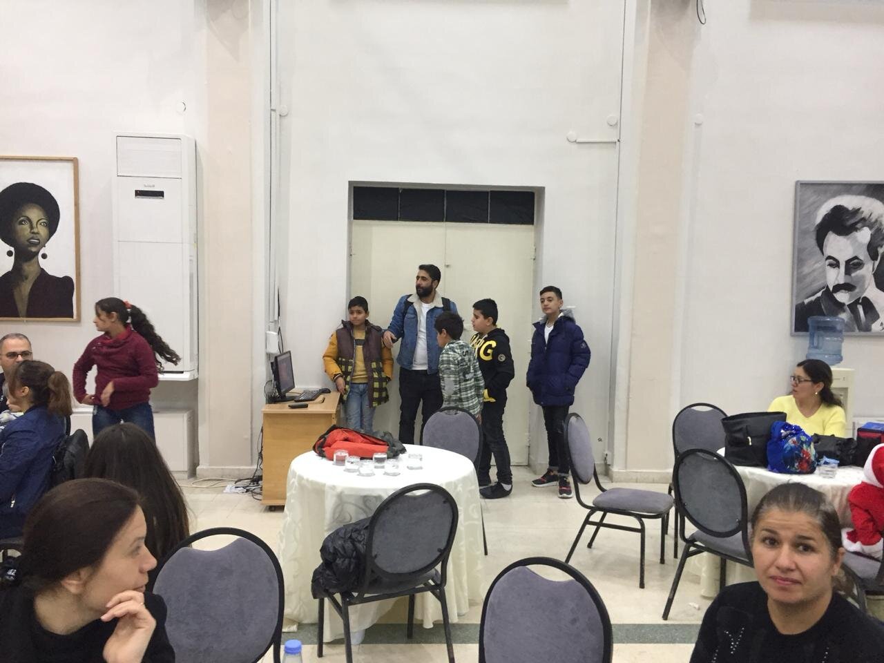 CAS_Christmas Santa Party for Iraqi Refugees5.jpg