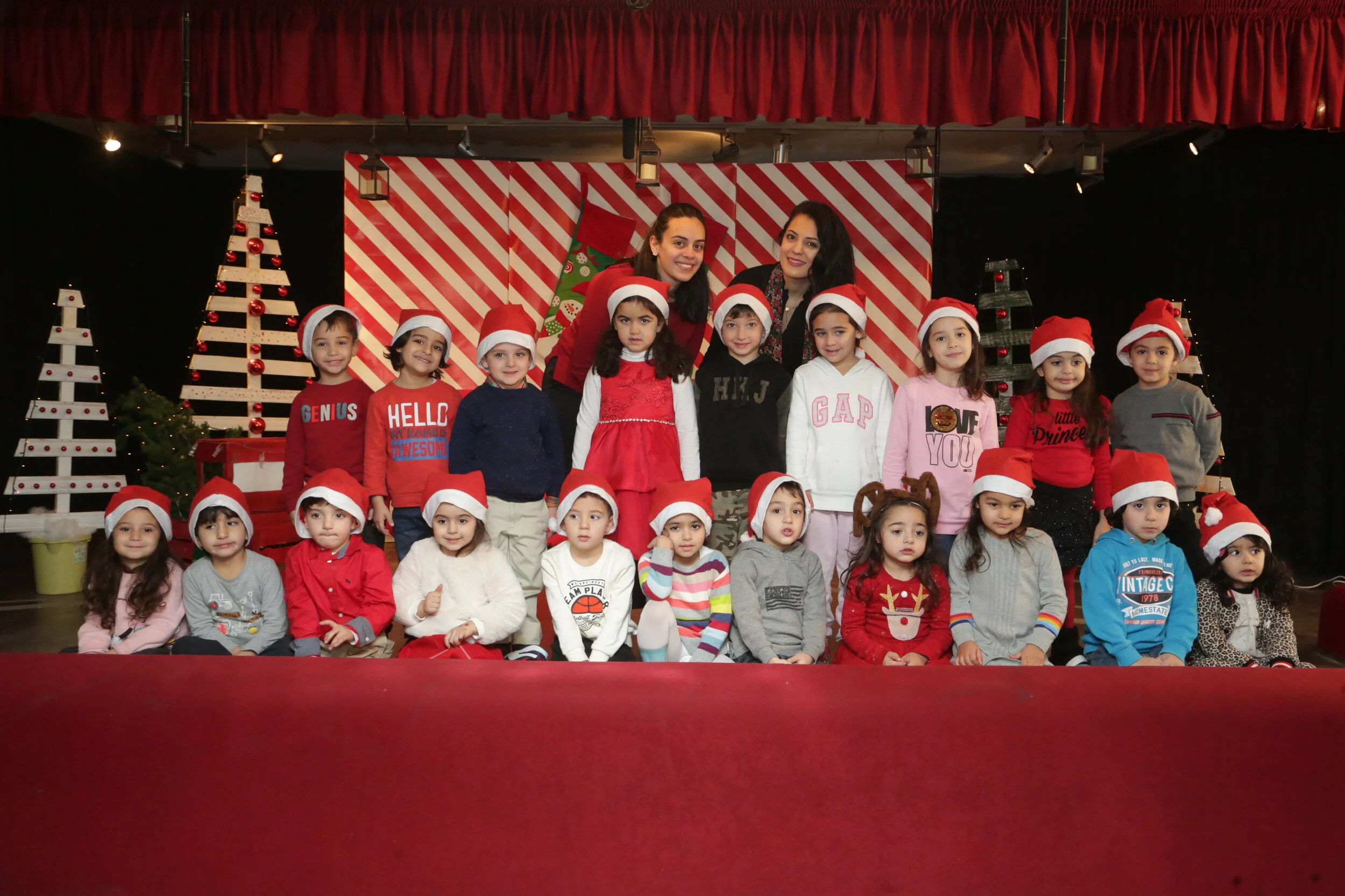 KG2&KG1_Christmas Celebration2.JPG