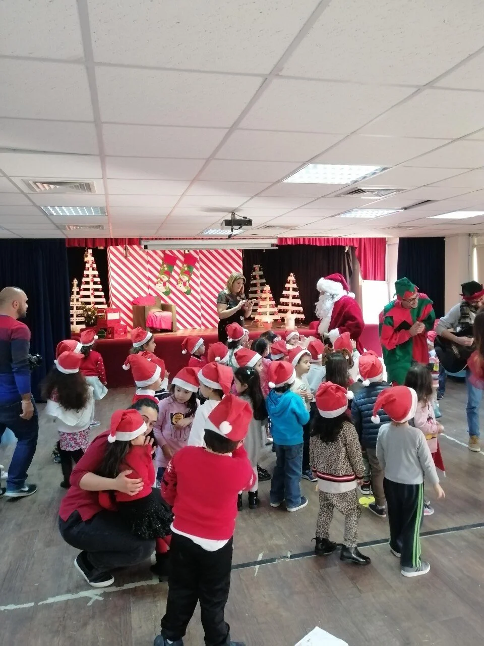 KG2&KG1_Christmas Celebration23.jpg