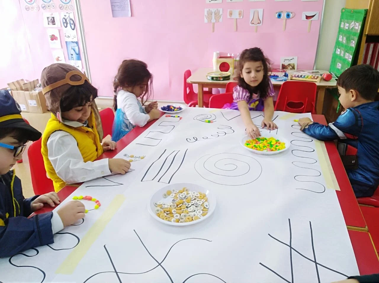 KG1_Costume Party2.jpg