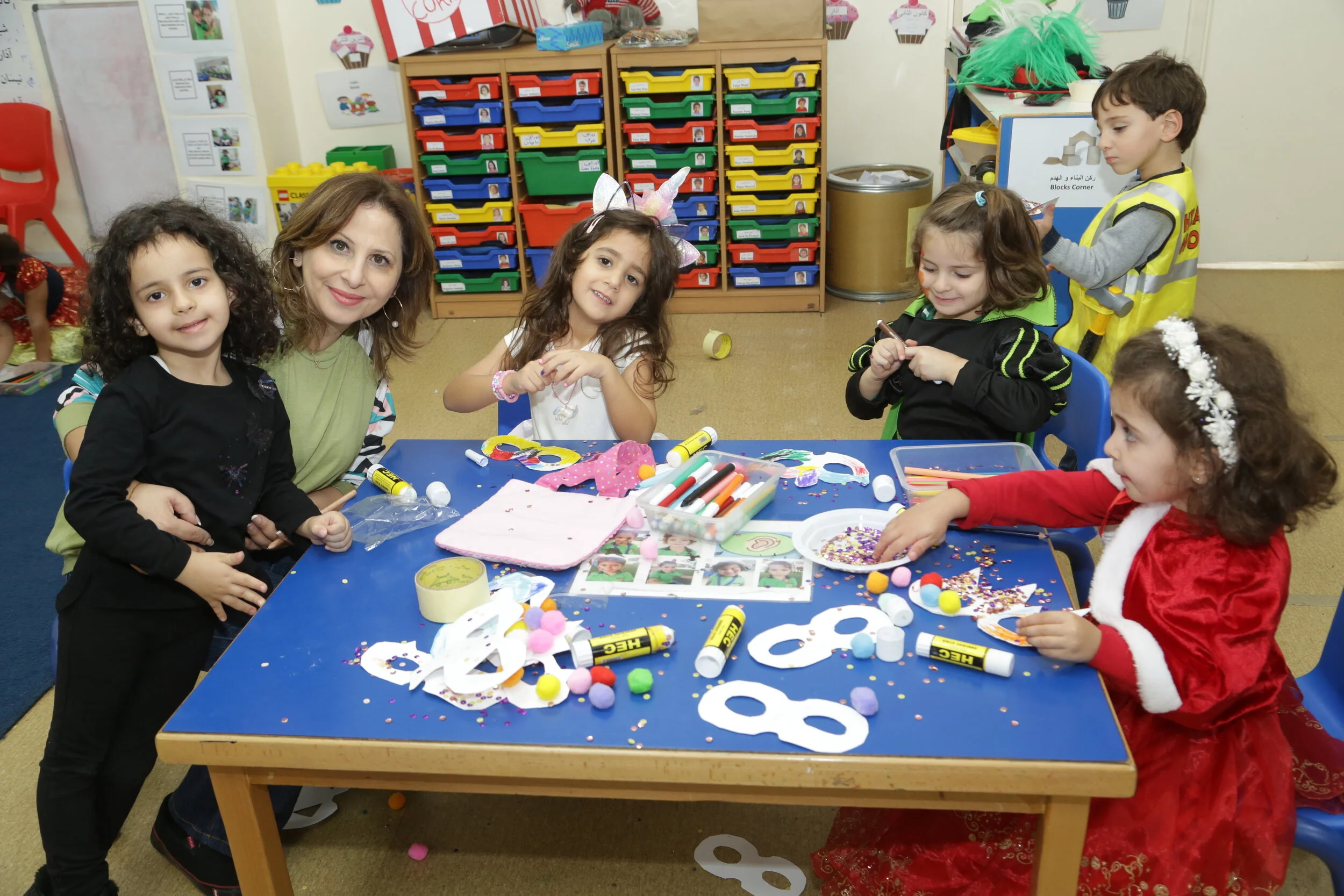 KG1_Costume Party9.jpg
