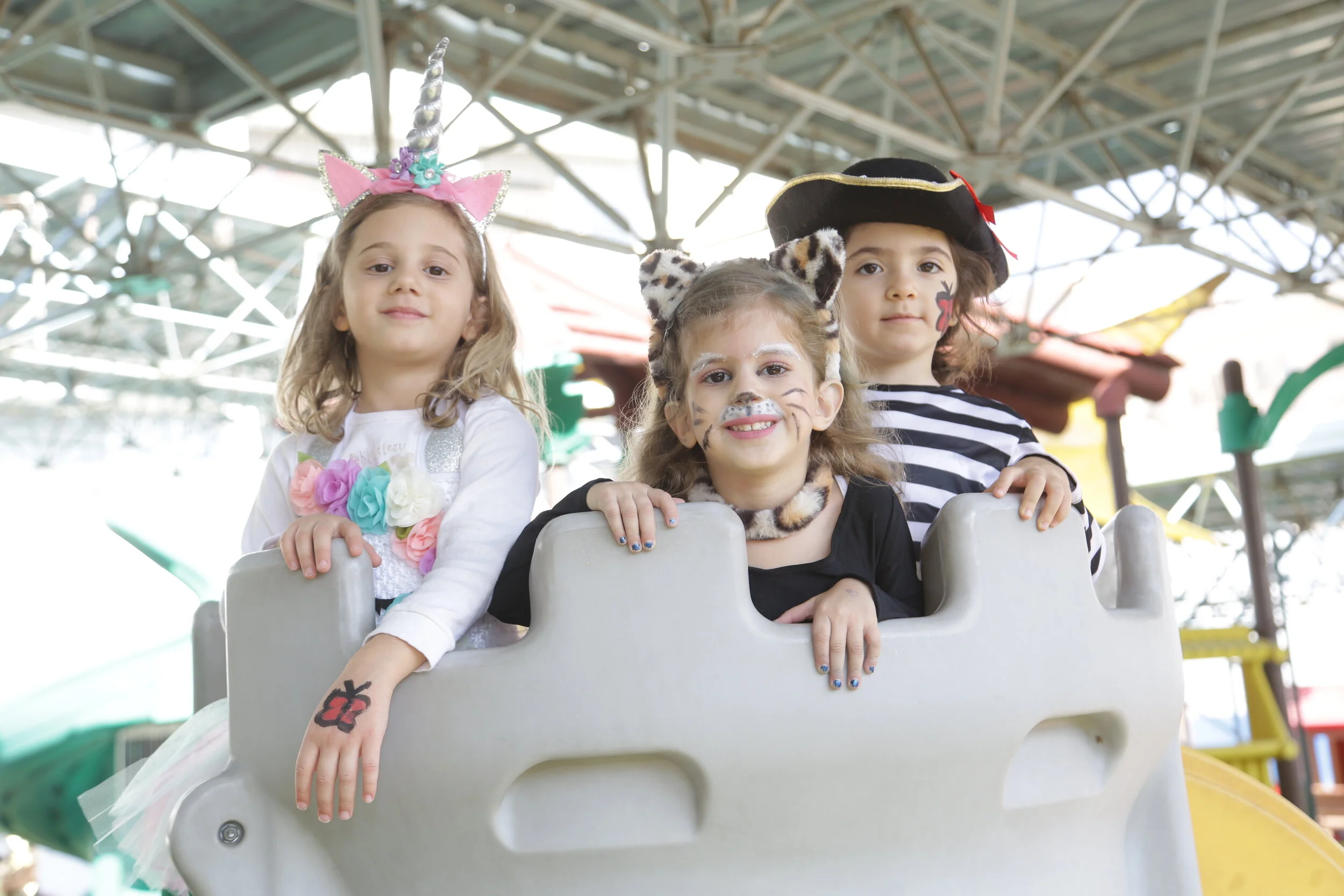 KG1_Costume Party14.jpg