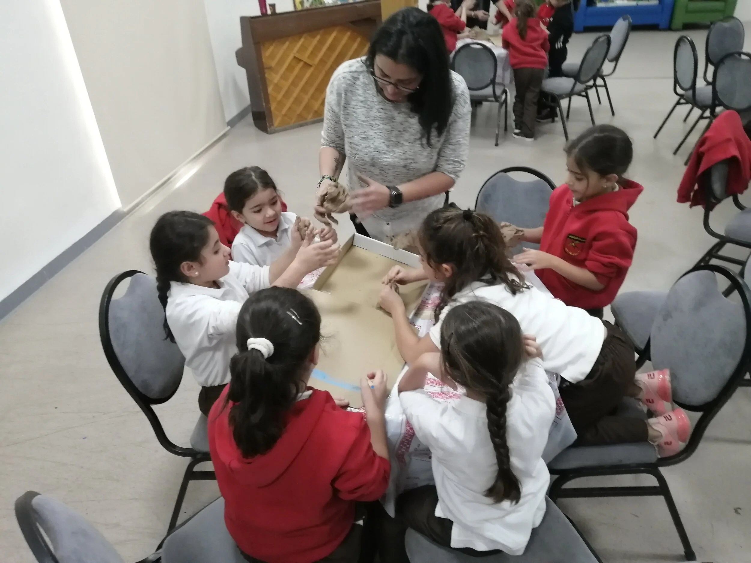 PYP_Hosts_G1_Siraj Center26.jpg