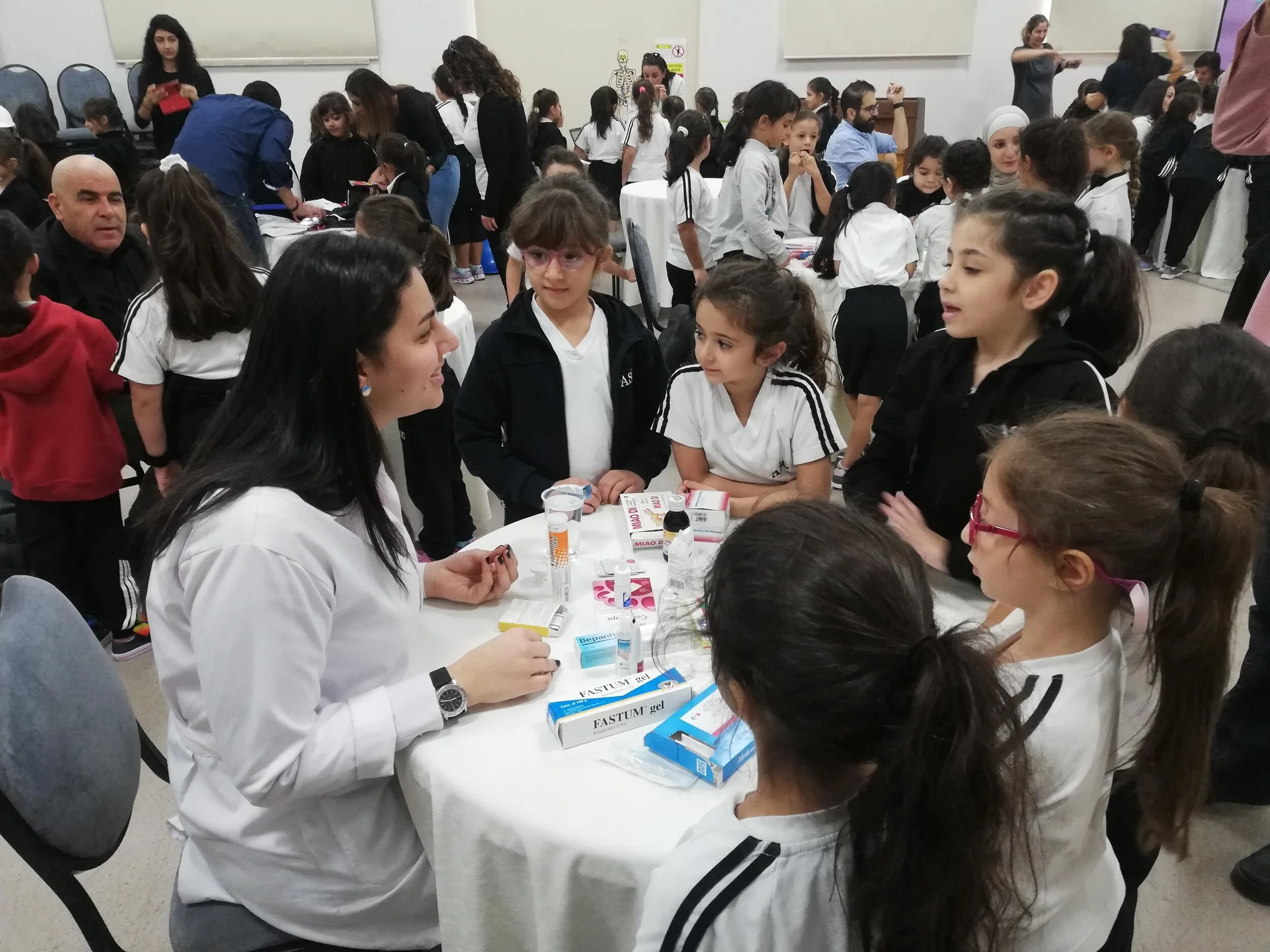 PYP_Hosts_G1_Career Day28.jpg