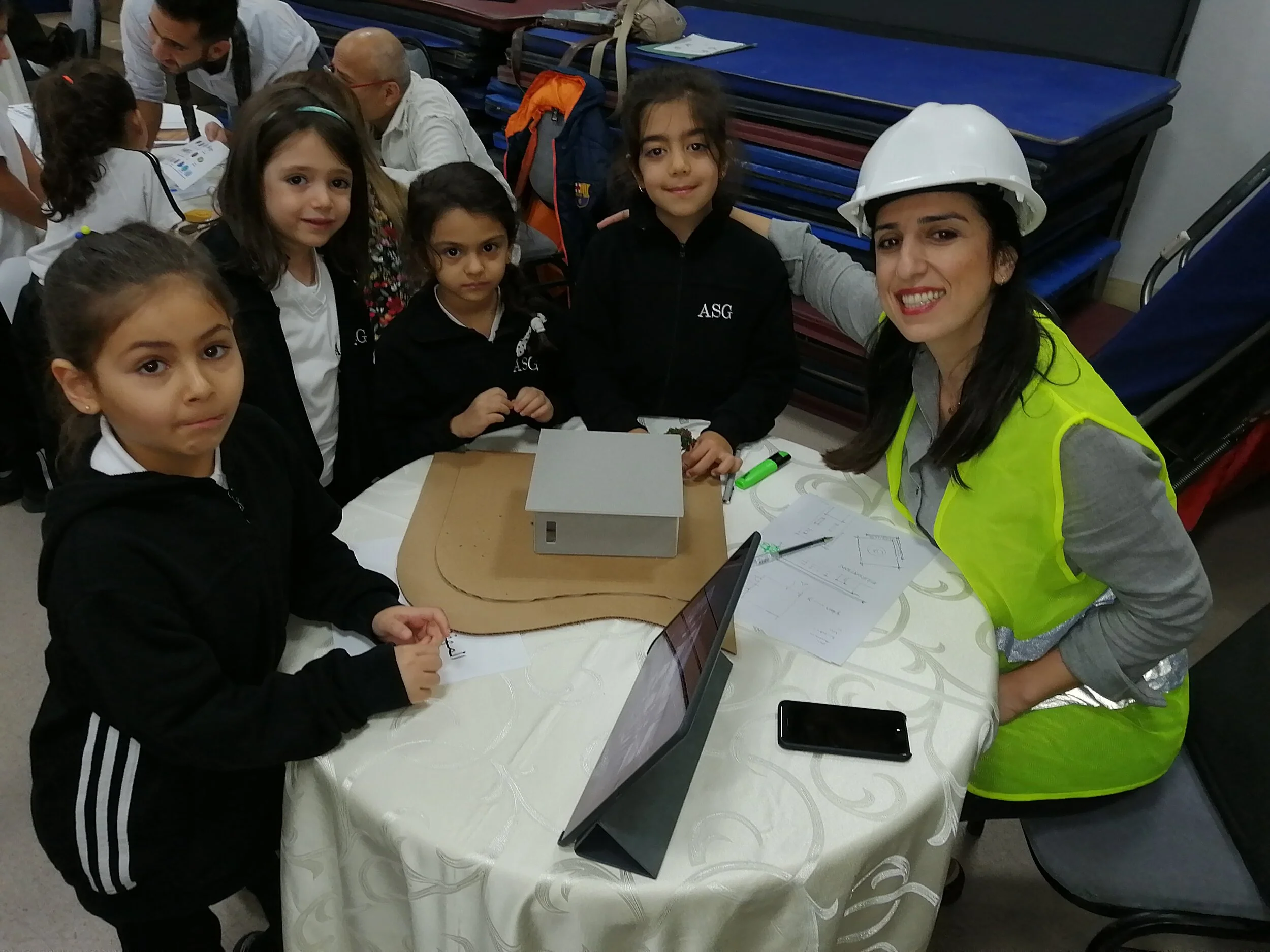 PYP_Hosts_G1_Career Day30.jpg