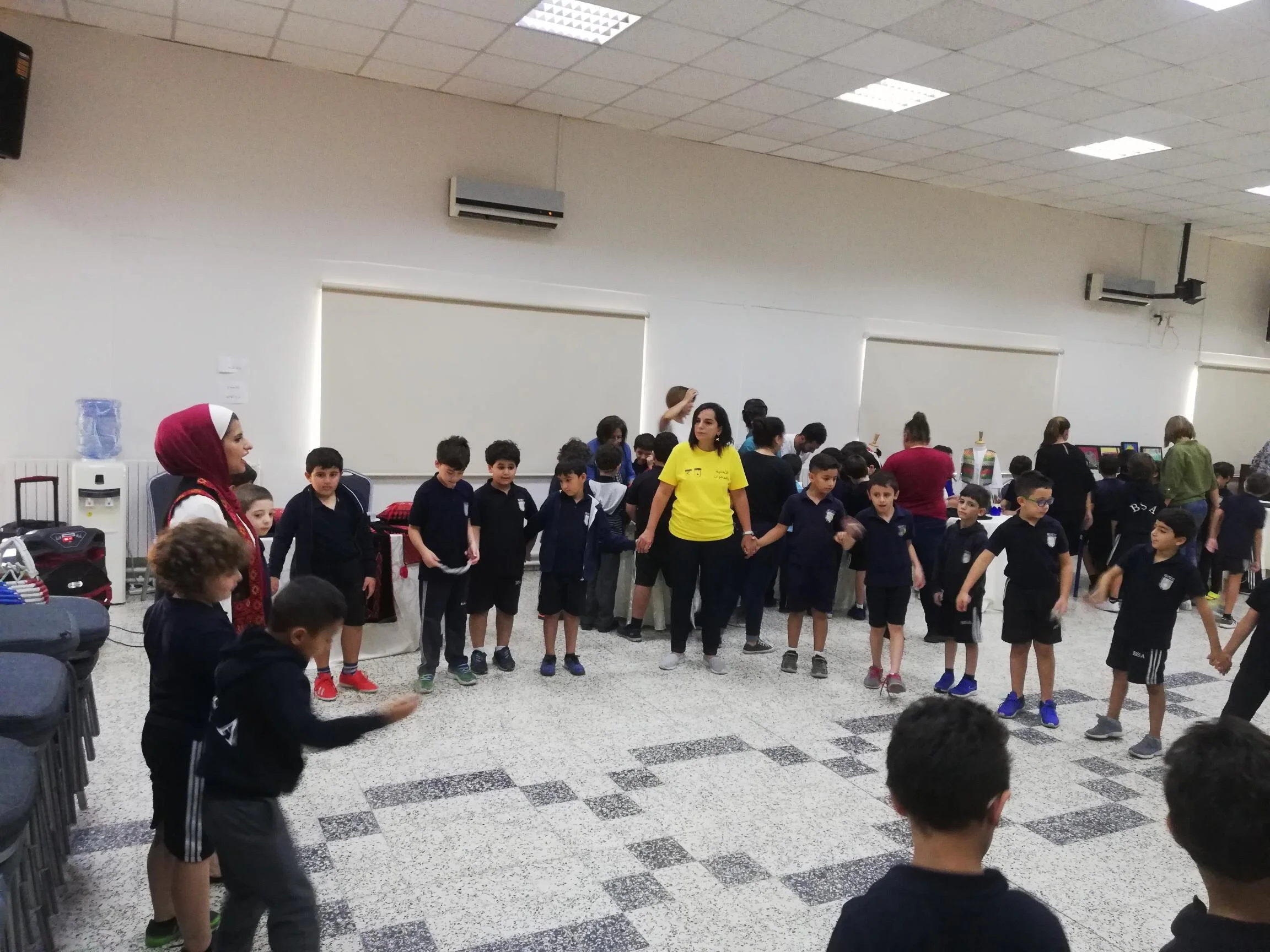 PYP_Hosts_G2_Arts Day5.jpg