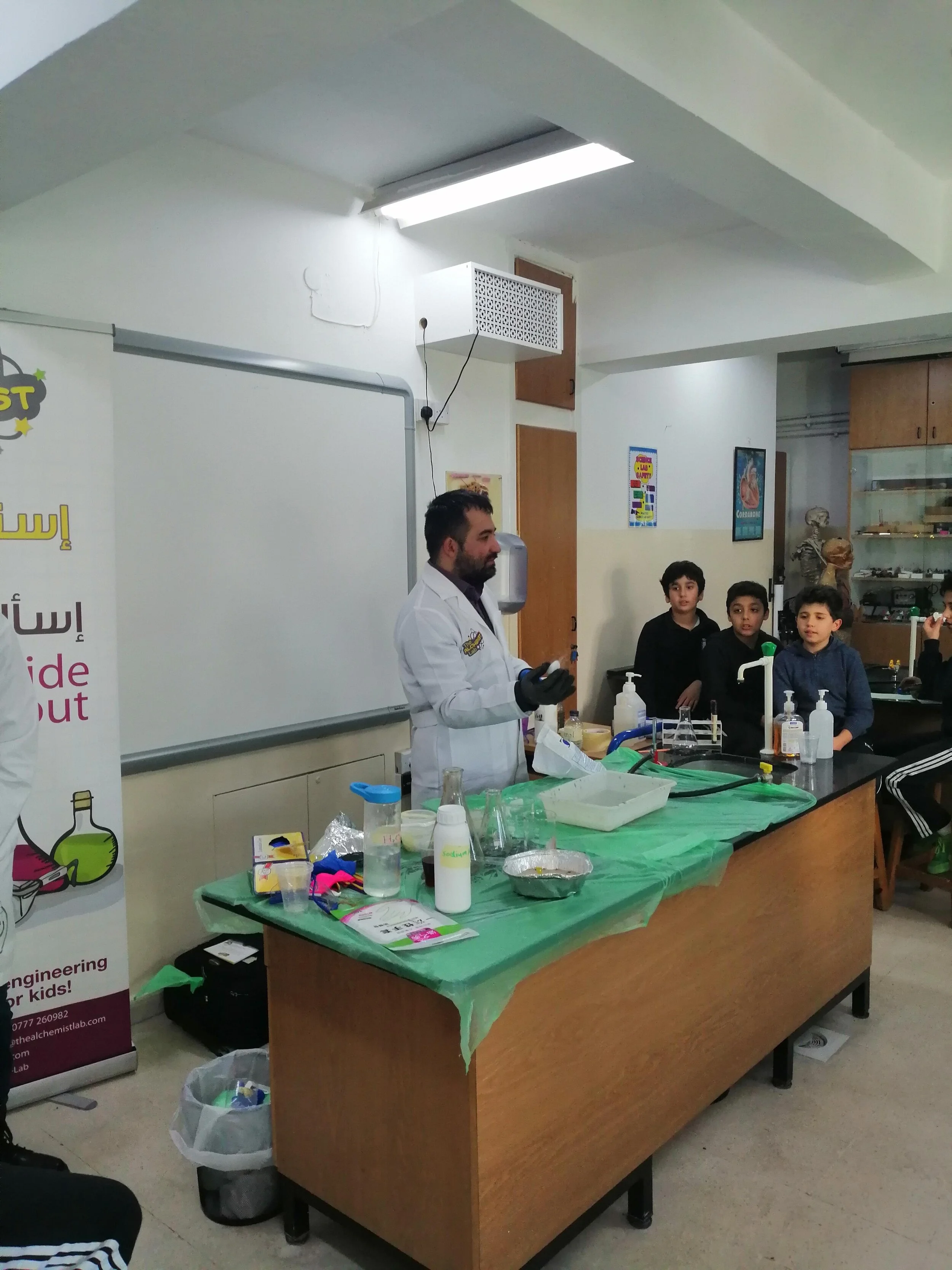 PYP_Hosts_G5_Lab8.jpg