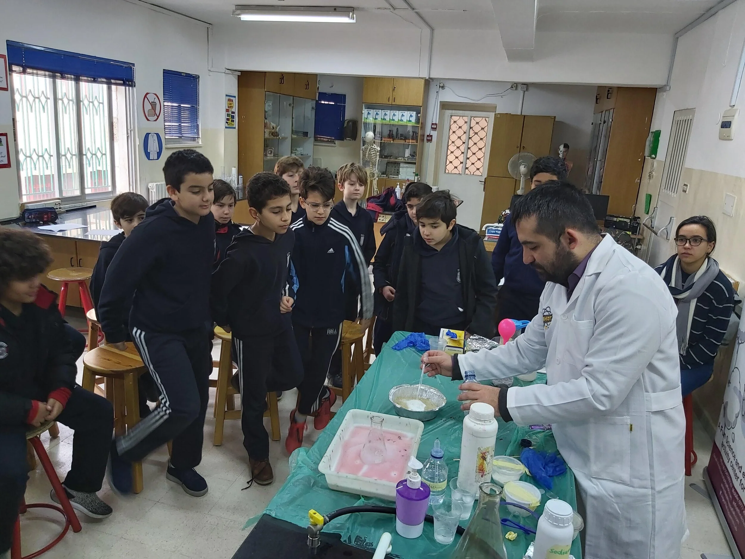 PYP_Hosts_G5_Lab19.jpg