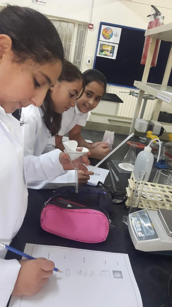 Labs_Grade6_Year1_2.jpg