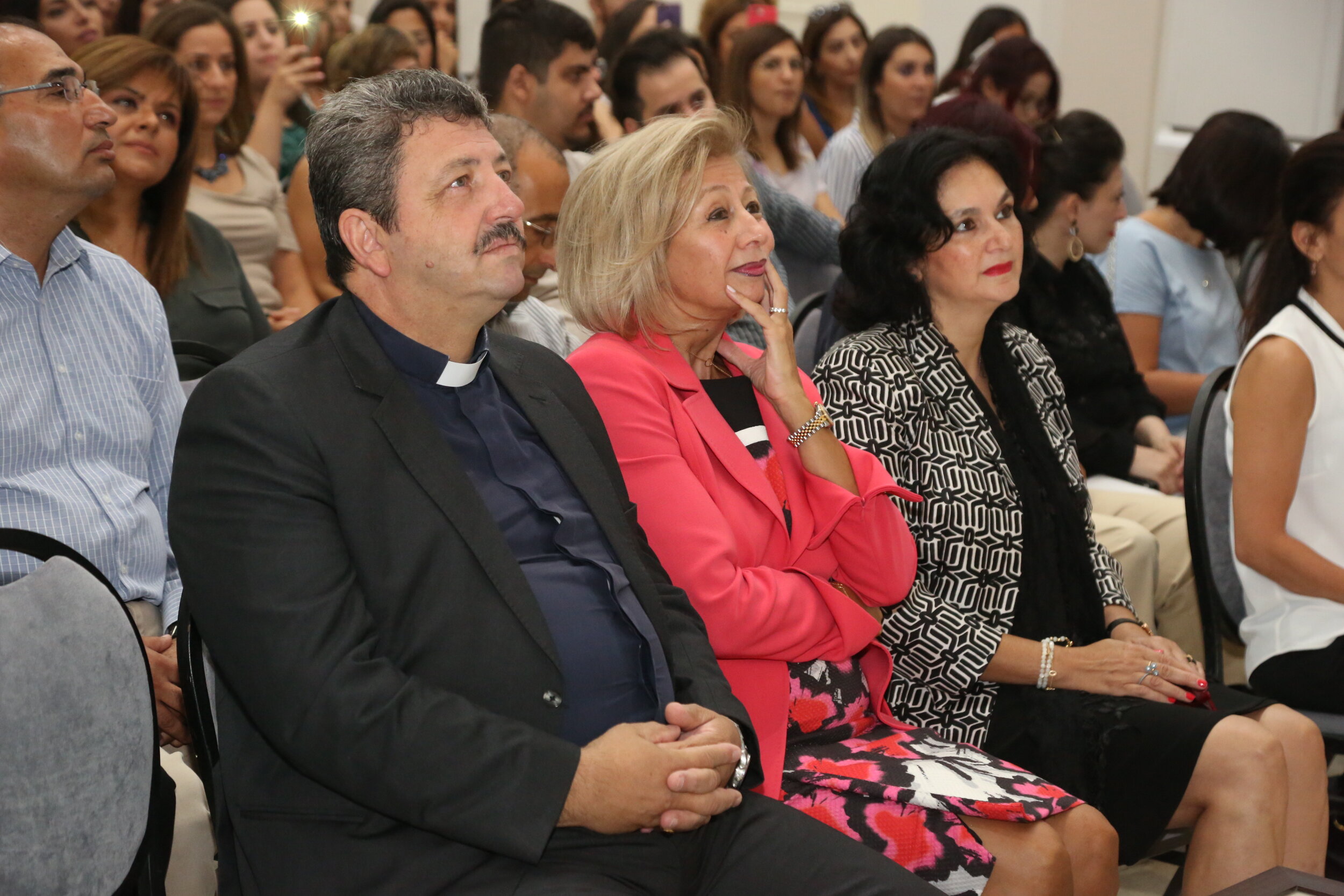 Ms. Haifa meeting with school families   7.JPG