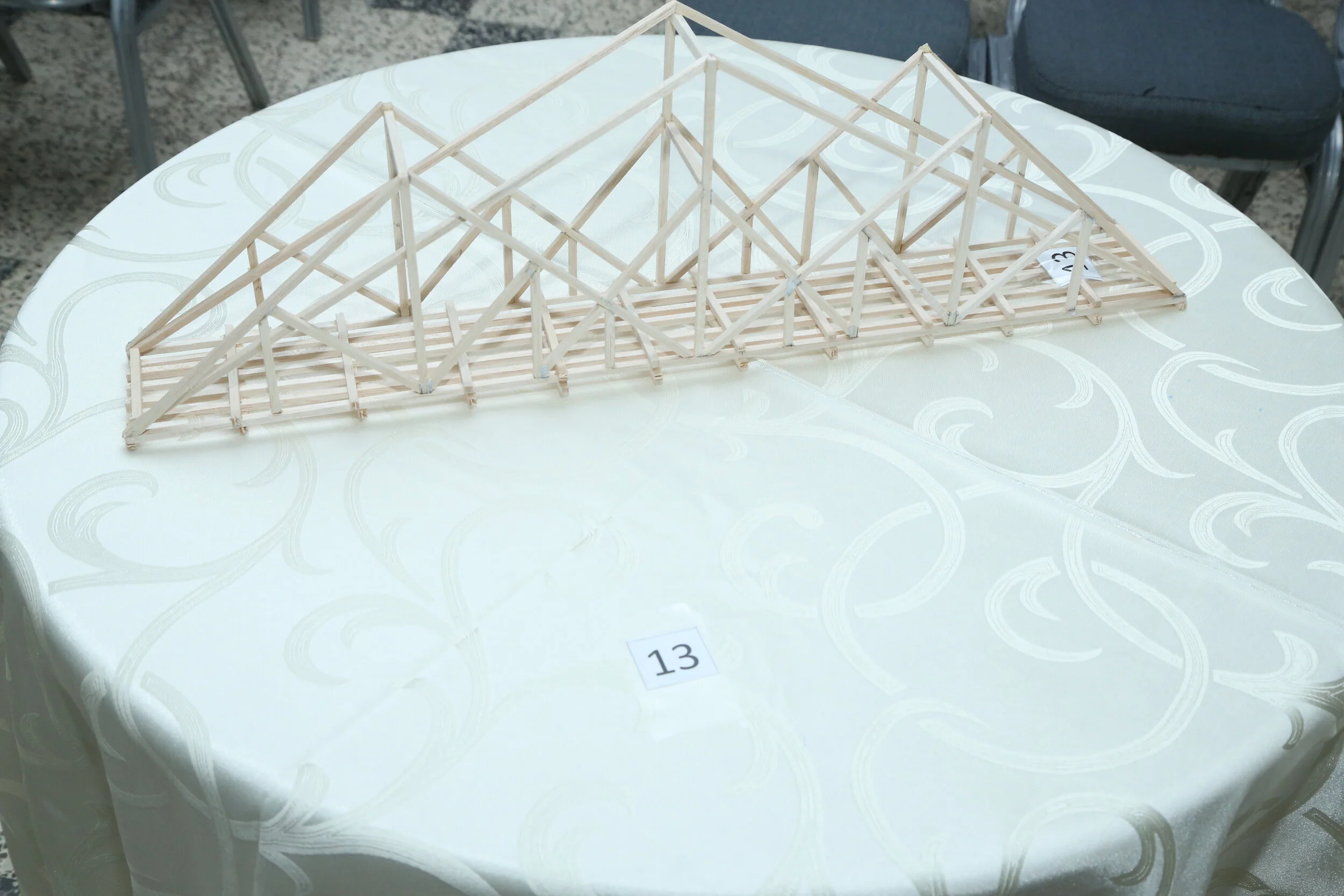 02 Balsa Bridge Competition Grade 7 _3.JPG