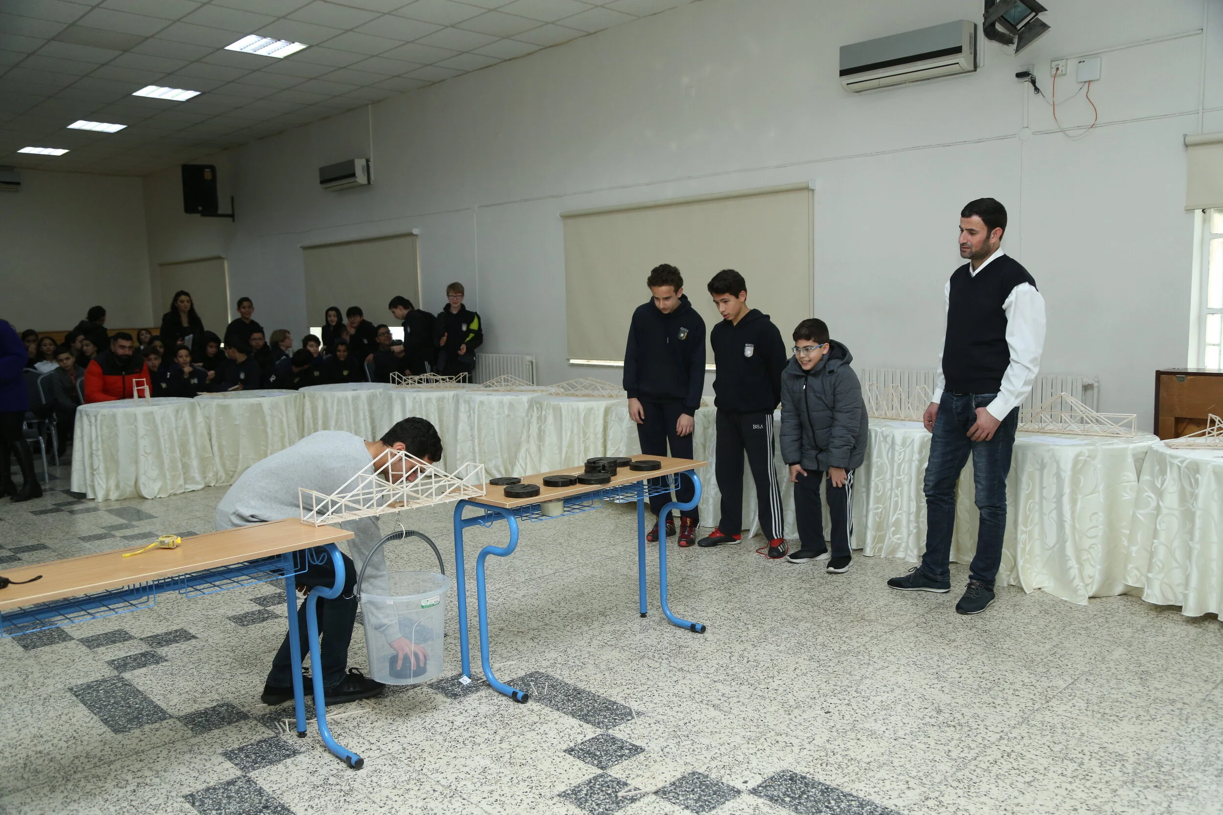 02 Balsa Bridge Competition Grade 7 _25.JPG