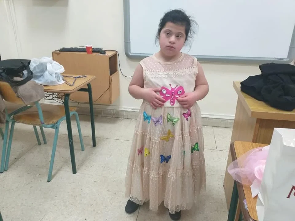 Tina Khrais2.jpg