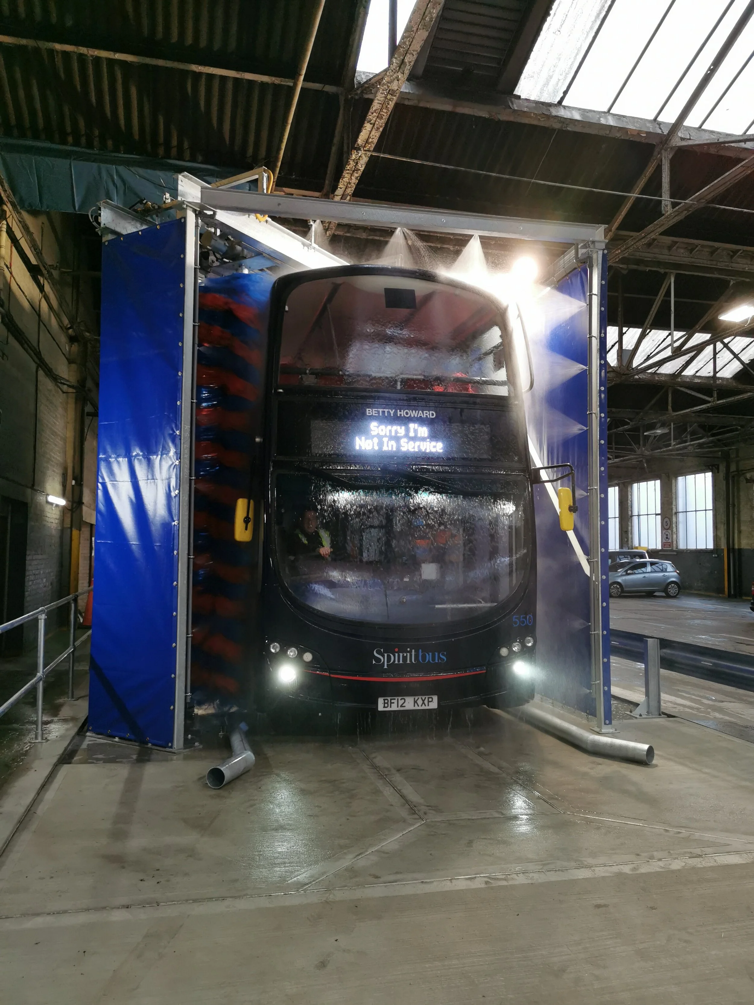 Drive Through Bus Wash System (DriveThru Bus Wash) — WNV Systems