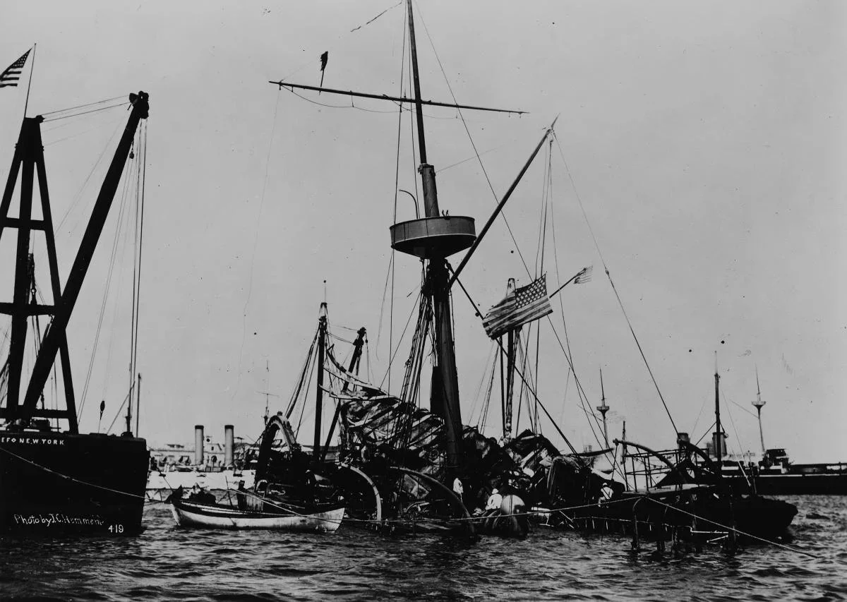 Sinking of USS MAINE, 1898.