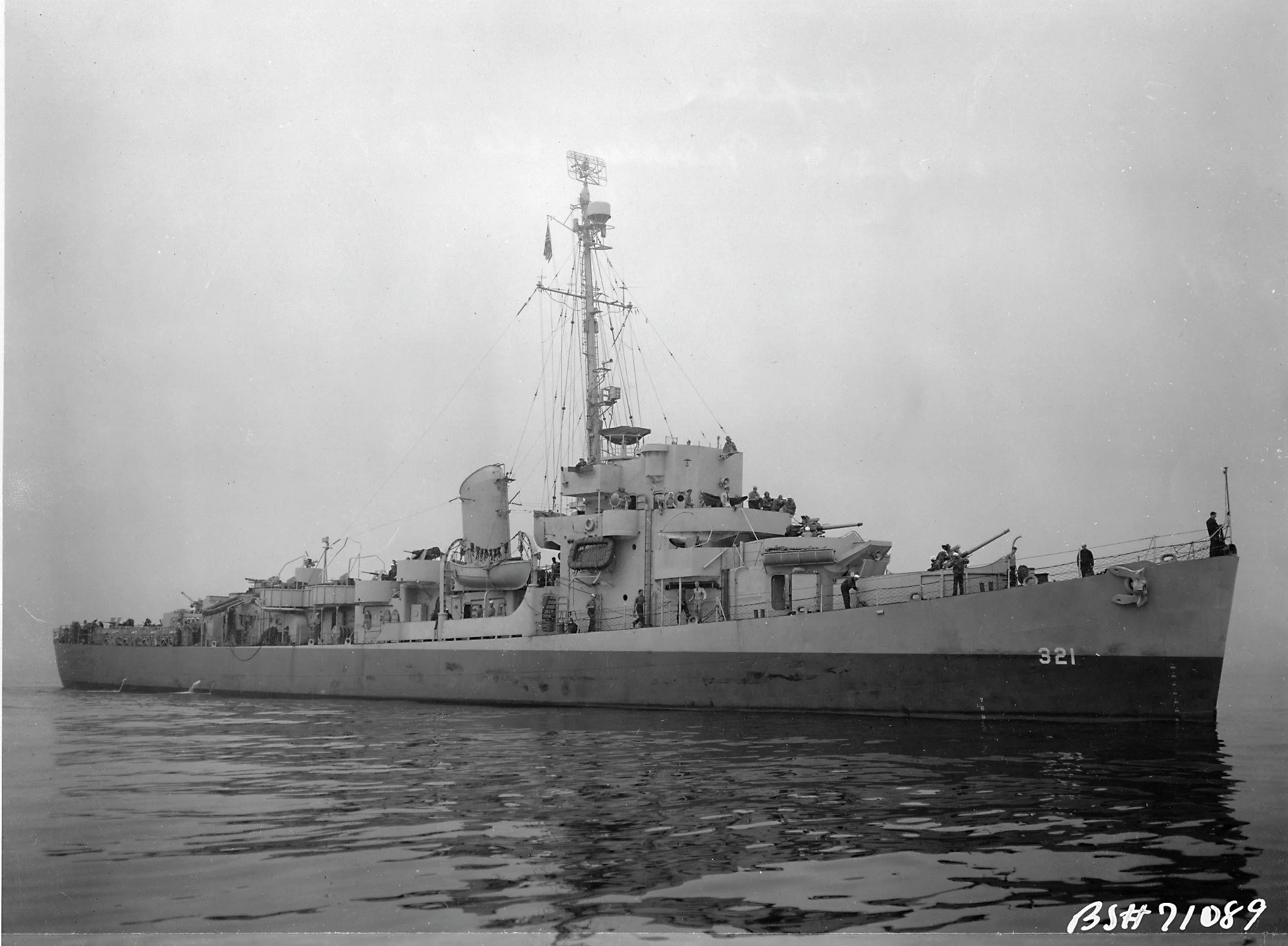 USS MOSLEY off Brooklyn, June 1944. Photo by Ed Zajkowski, via Navsource. 