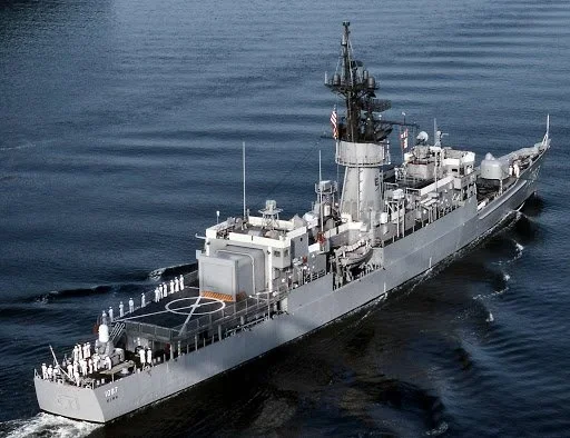 USS KIRK underway. 