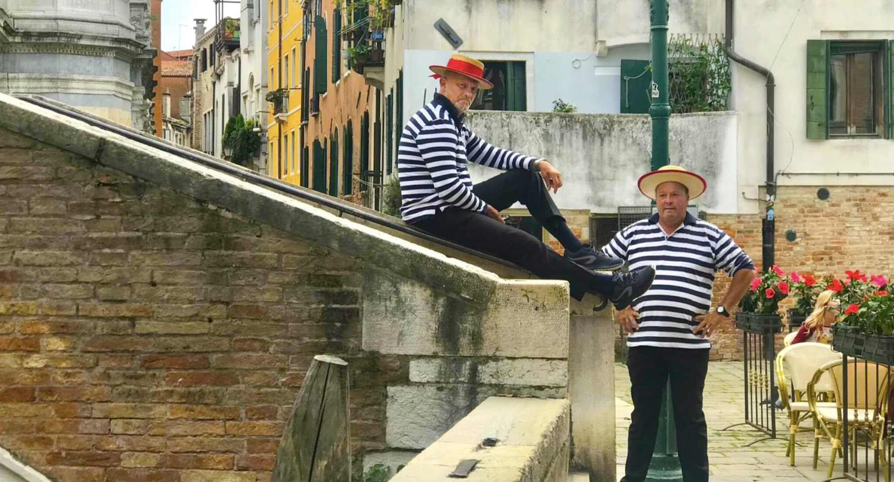 Venice Gondoliers.png