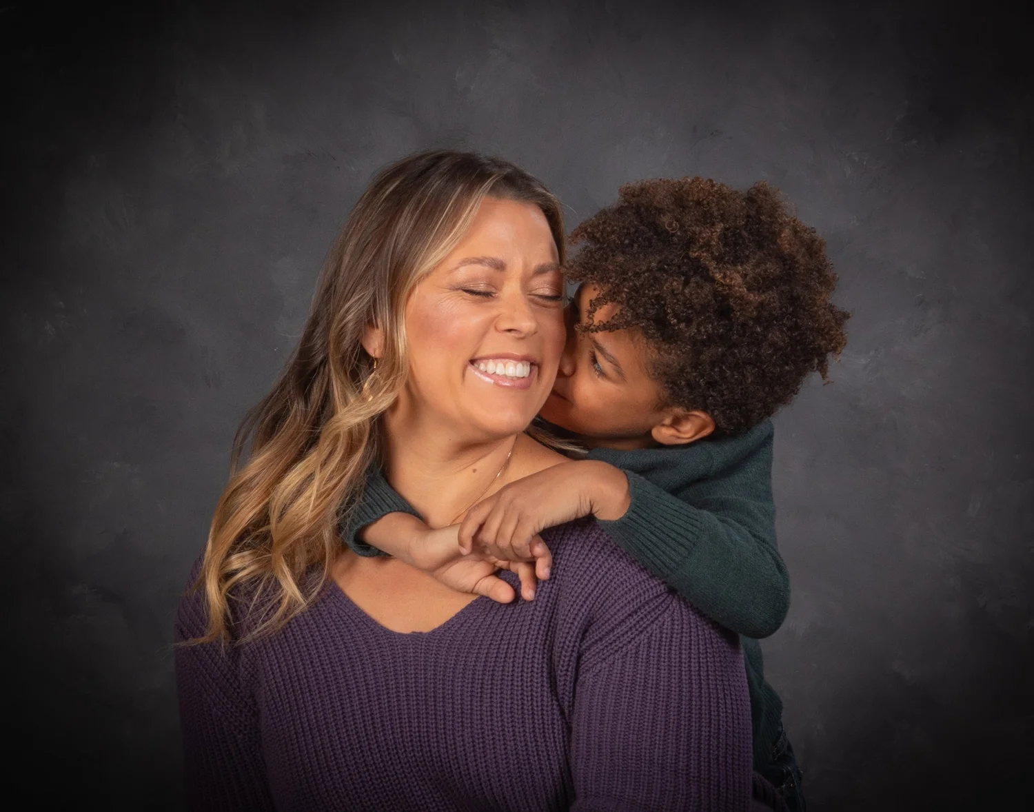 Mallory Portraits — heirloom family portrait