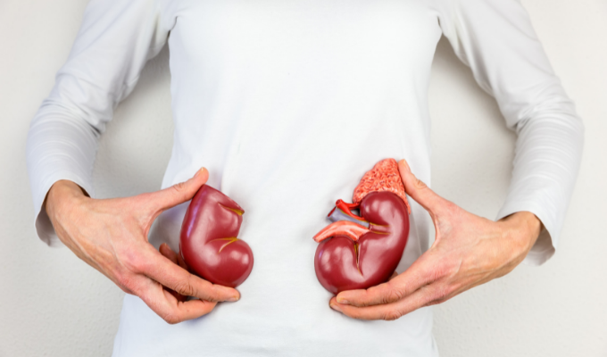 Does Kidney Cancer Favor a Specific Kidney?