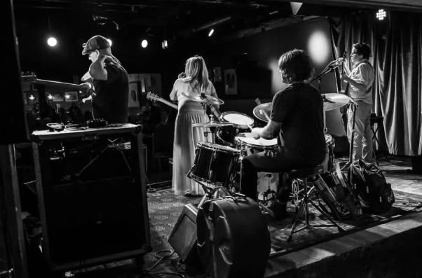 Live Music with Kelli Baker