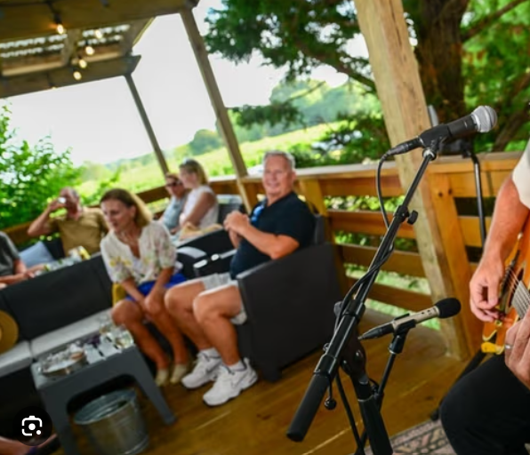 Live Music with Andrew Nicolae