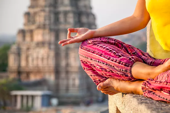 Art in Inconvenient Moments 