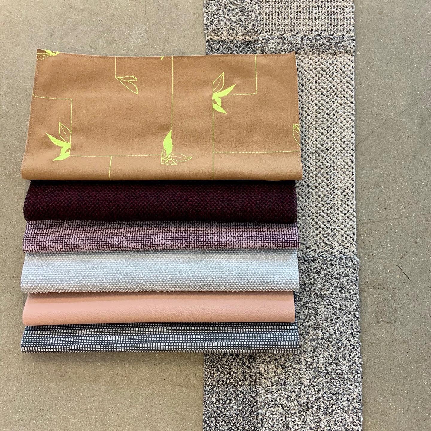 Flat Lay Friday! New Fall 2020 collection 🥰⠀
Featured top to bottom @luumtextiles:⠀
Second Nature⠀
Fleece⠀
Ample⠀
Rhetoric⠀
Decoy⠀
Stratiform ⠀
⠀
#flatlayfriday