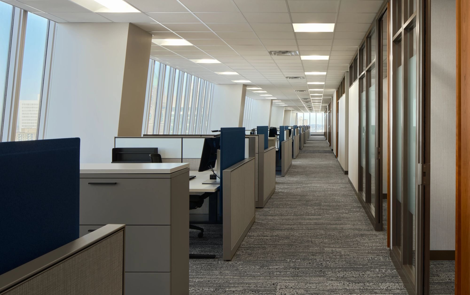 02_UDP_625HC_RoundThreePhotography_FullFloor.jpg