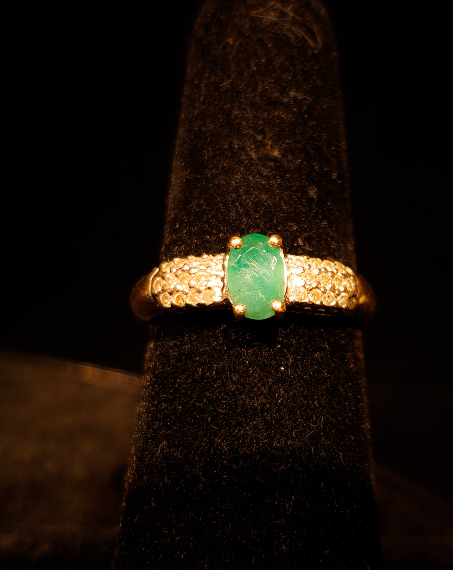 10K Emerald Diamond Ring