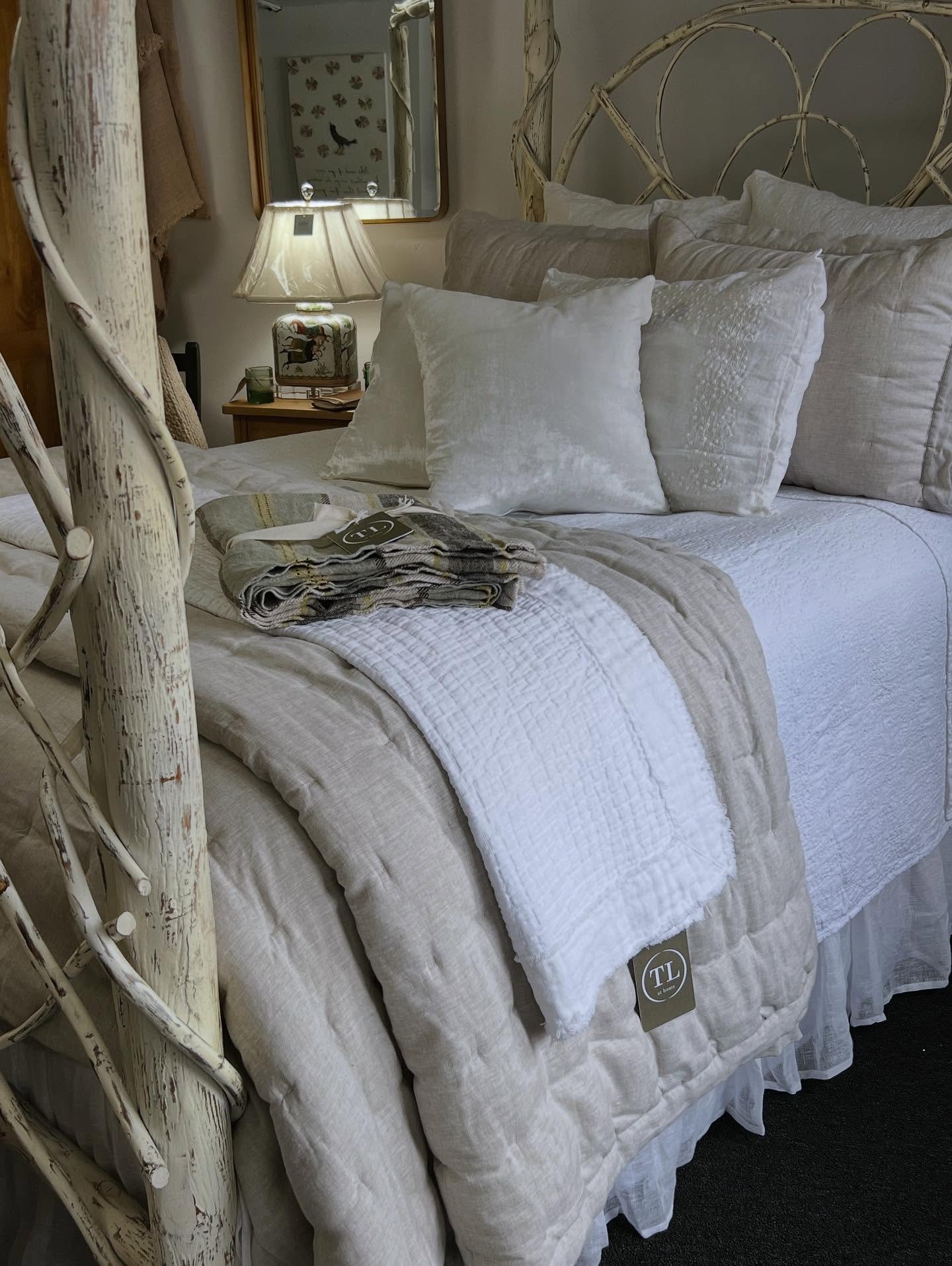 New bedding on the bed and on our shelves! This beautiful handmade bed is also available - please DM for details!