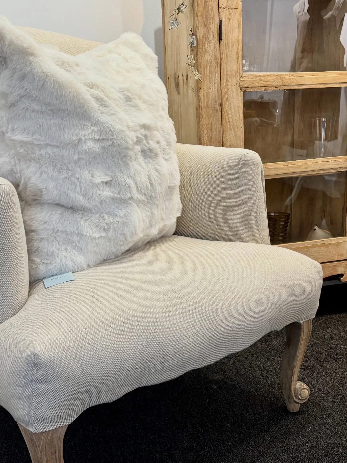 Brand new to the store, these two lovely arm chairs are now available for purchase!