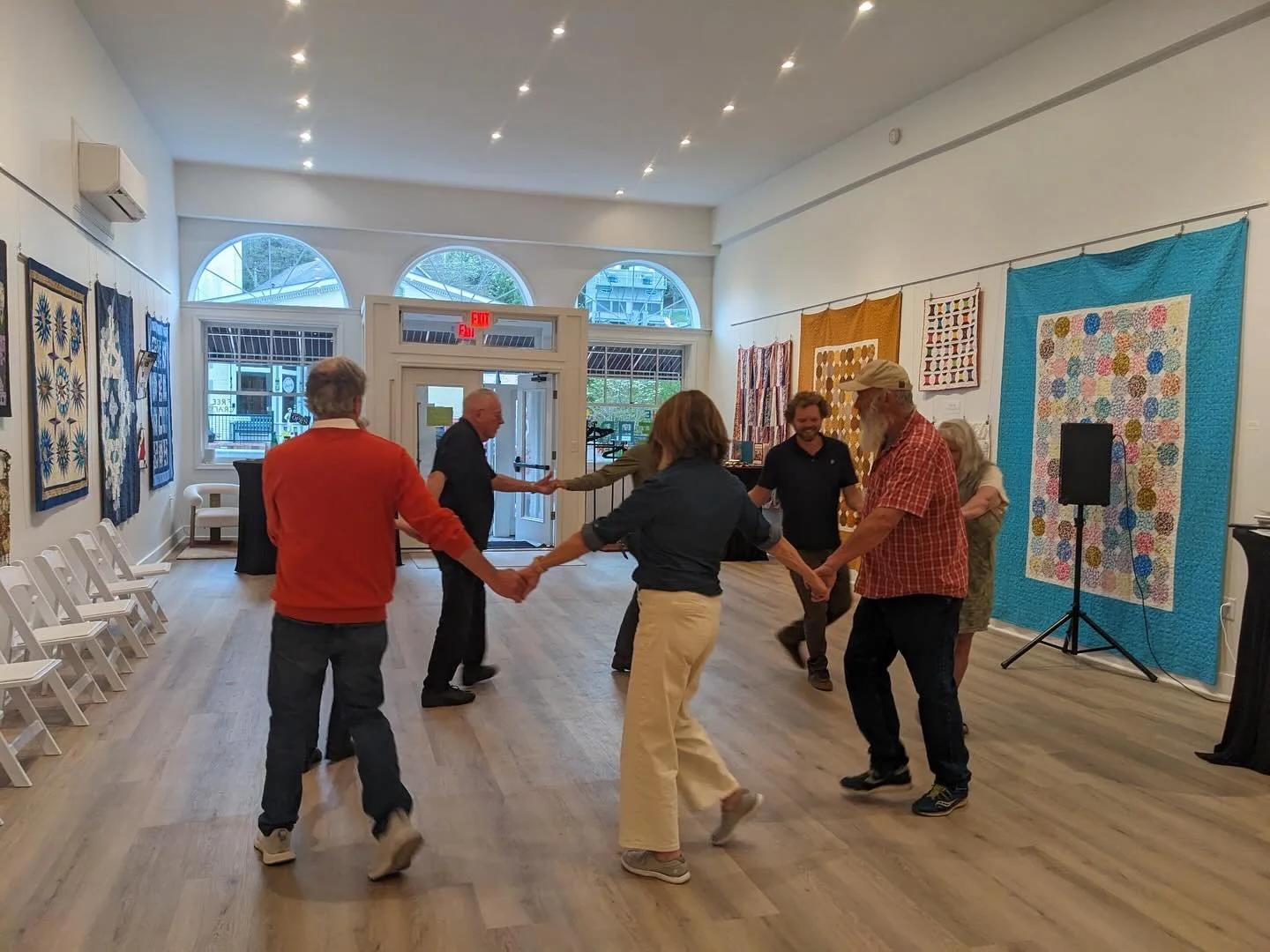 Last Saturday at The BEAR, we stomped, swung, and do-si-do&rsquo;d our way through Virginia&rsquo;s official dance with the wonderful Ellen and Eugene Ratcliffe and what a joy it was to share the floor with every single one of you!
A huge thank you t