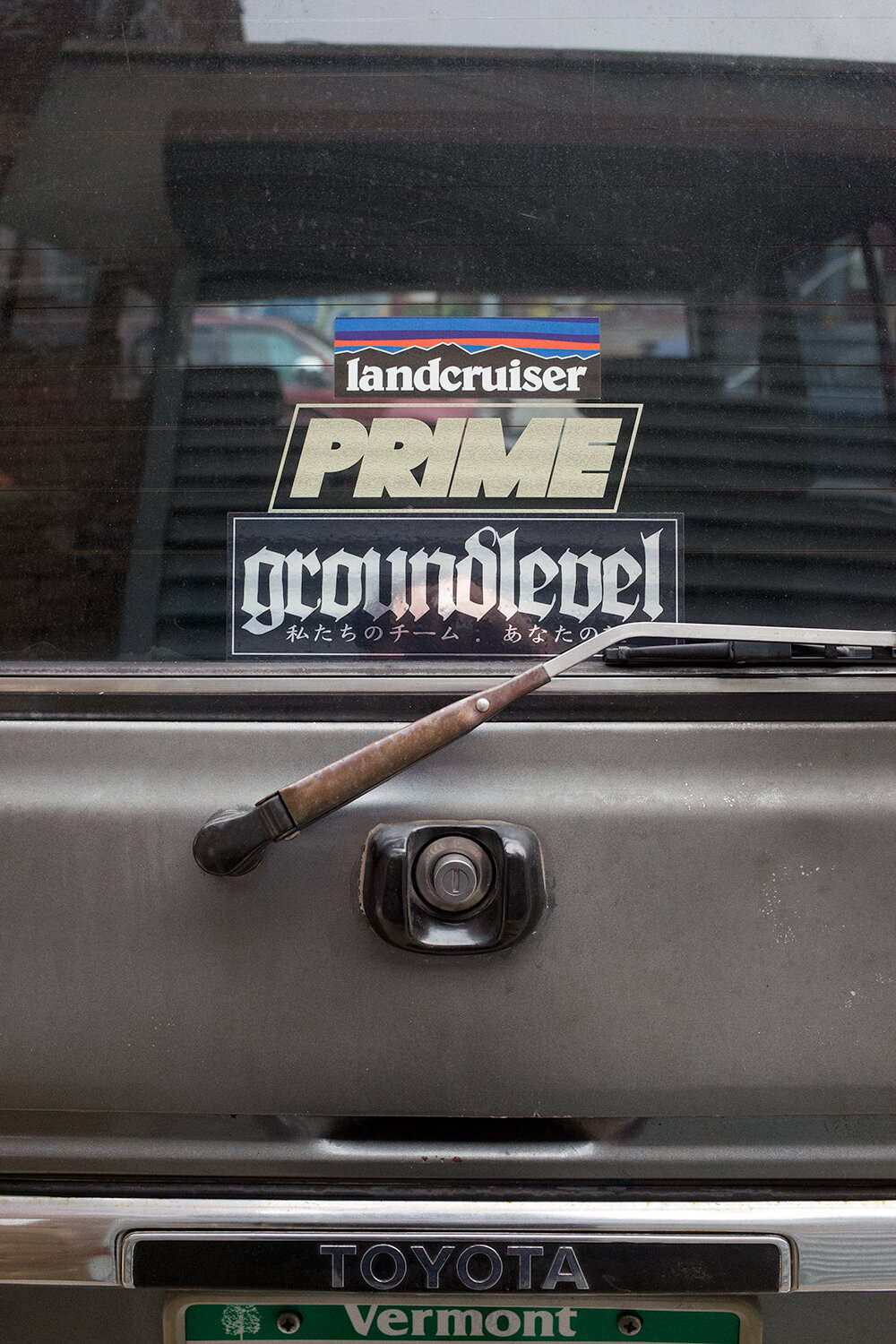 groundlevelmirrorslap_2.jpg