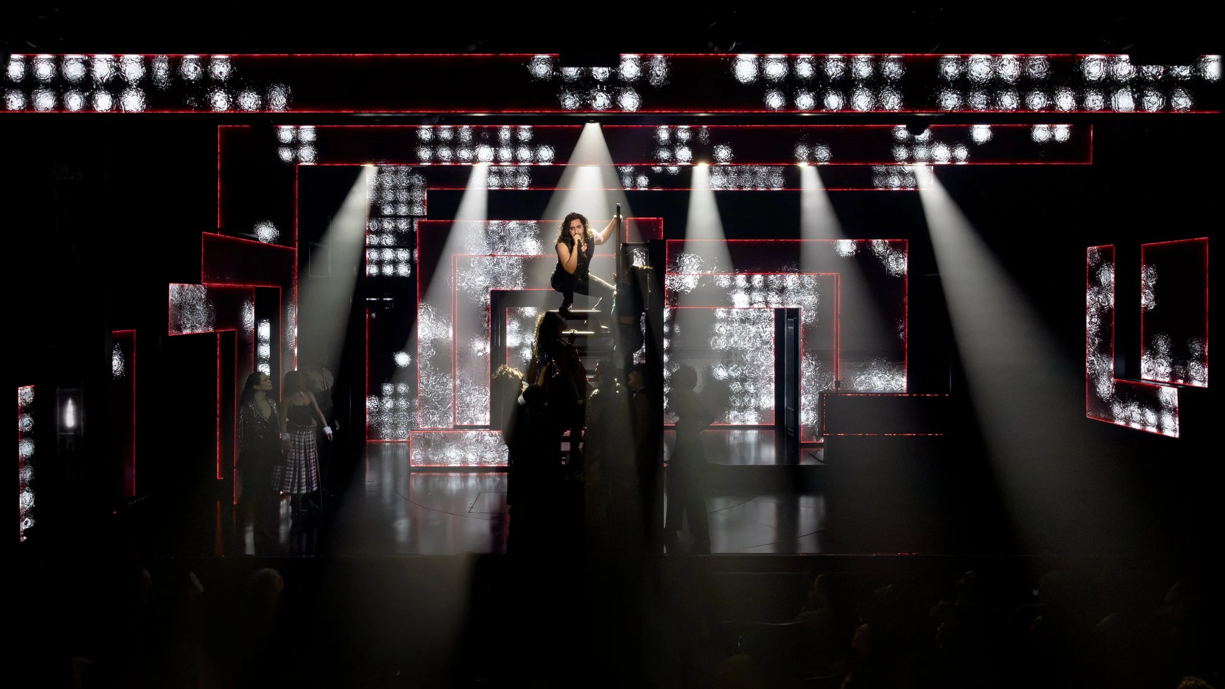 AR8A7911 blood love jaw 260221.jpg