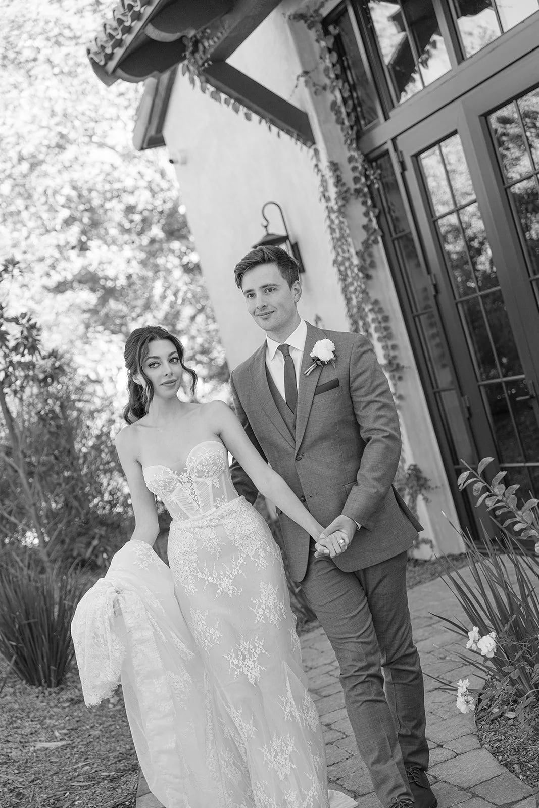 MONSERATE WINERY | Niki + Corry