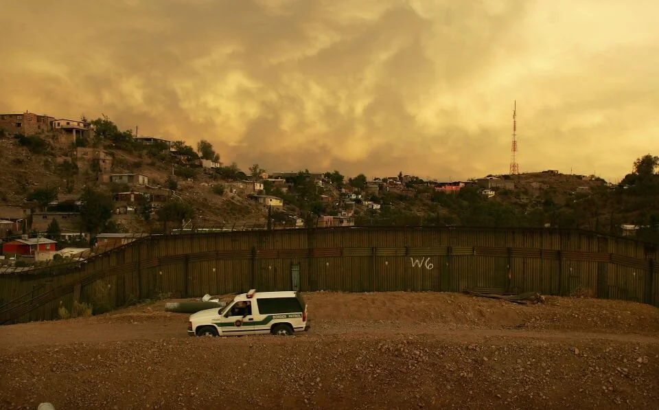 Detención de migrantes en la frontera sur sigue en cifras históricas en agosto.
