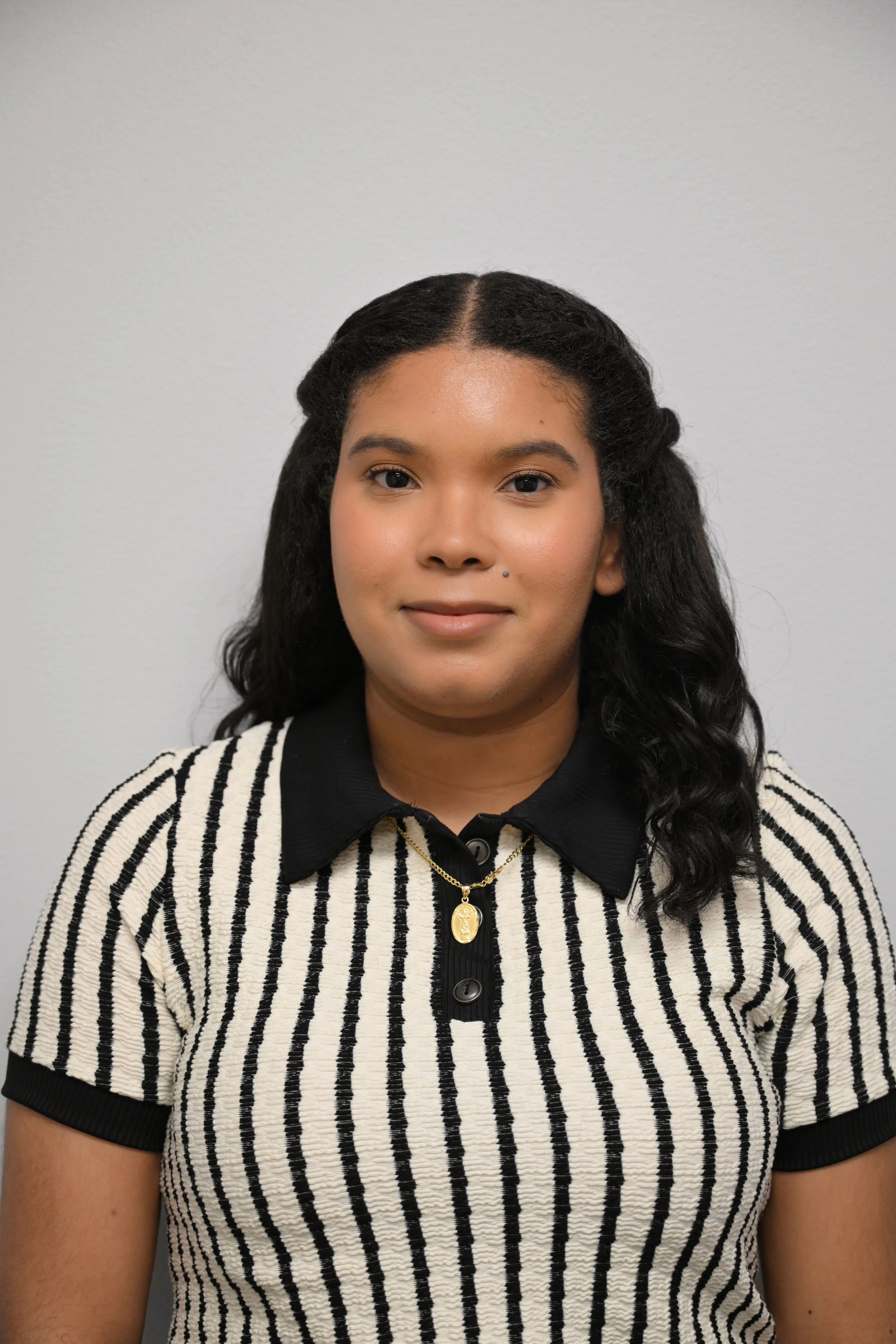 *Alexandra Mejia*+Paralegal+