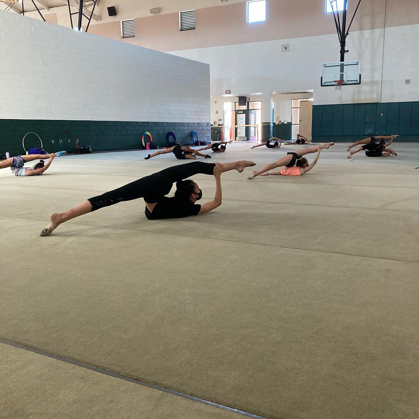 Keeping things very spread out in the gym. The health of our SDR family is the most important to us and that&rsquo;s why we take #socialdistancing so seriously 💪🏻💪🏻 #rhythmicgymnasticssandiego #rhythmicgymnastics #rhythmic #sandiego #sandiegorhyt