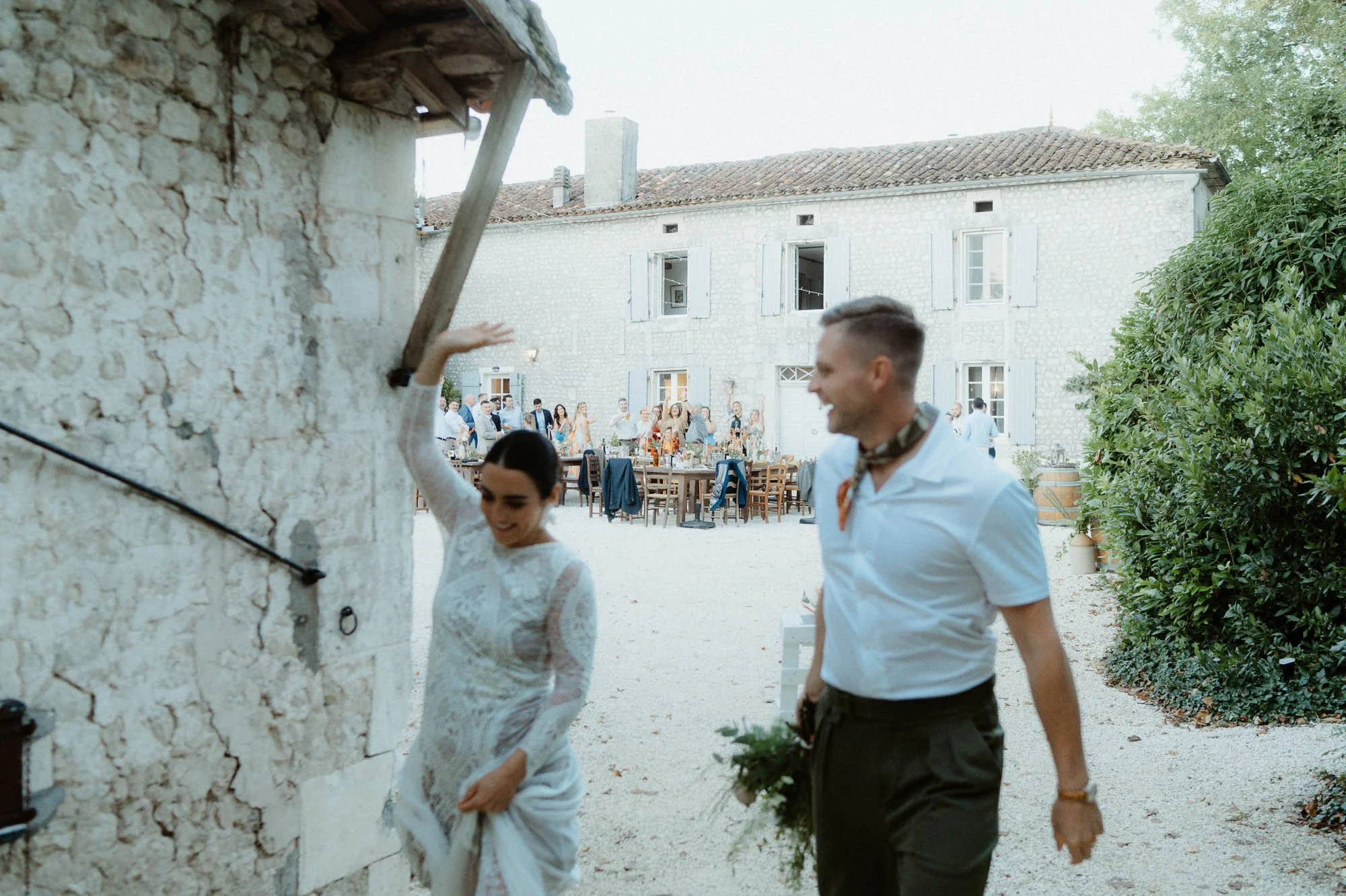 Mariage intimiste germano-irlandais au Manoir Beaulieu en Charente